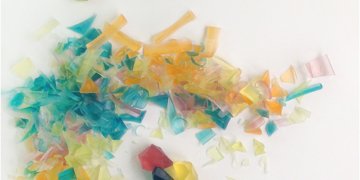 Sabonete em formato de pedra preciosa