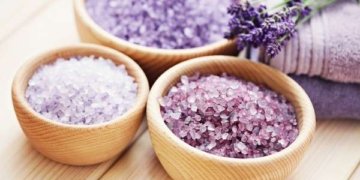 Como fazer sais de banho de lavanda
