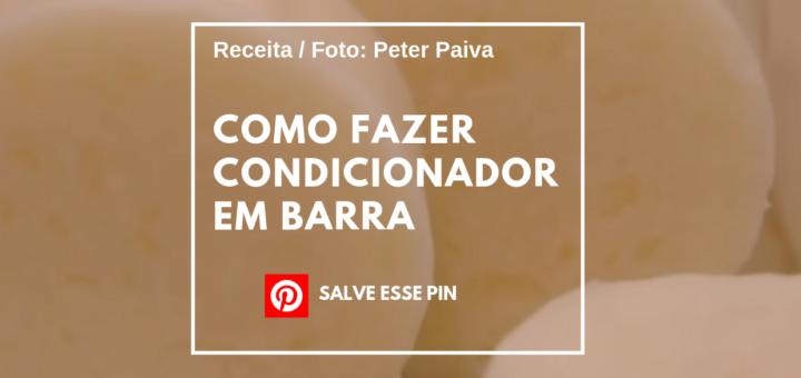o condicionador em barra é feito com manteigas, óleos e outros ingredientes naturais para trazer maciez e hidratação para as madeixas.