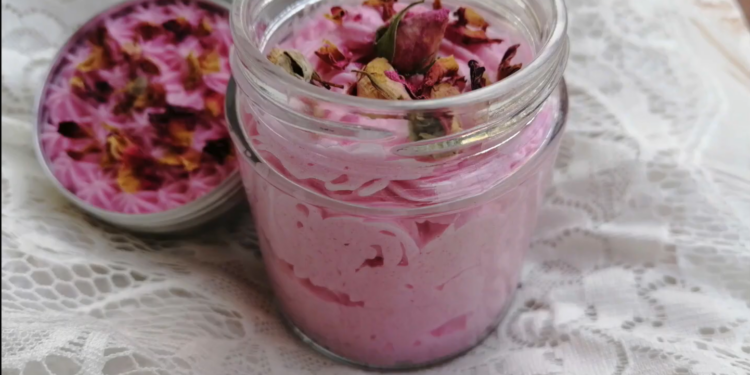 Como Fazer Espuma Esfoliante de Açúcar